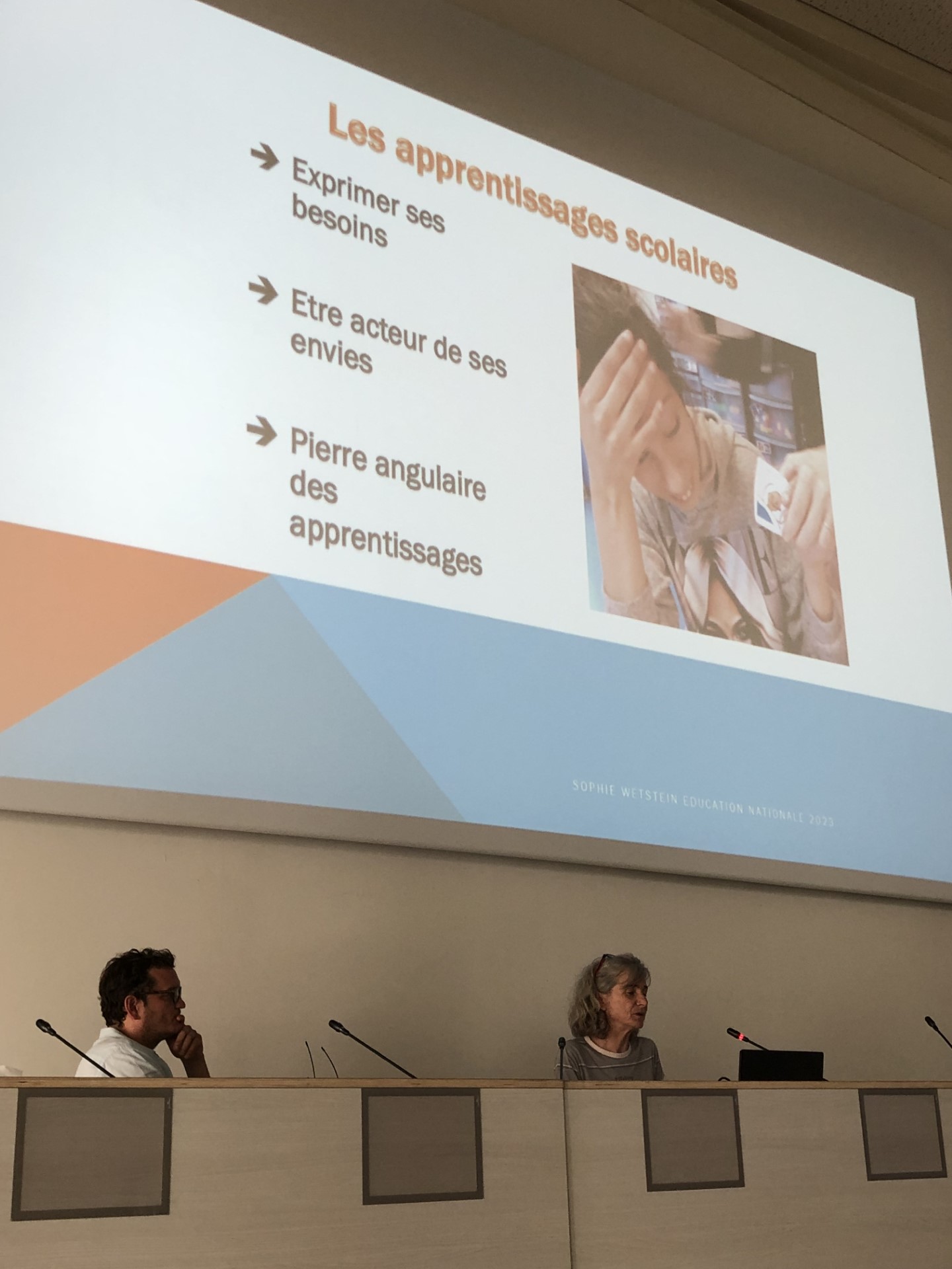 Apprentissages scolaires