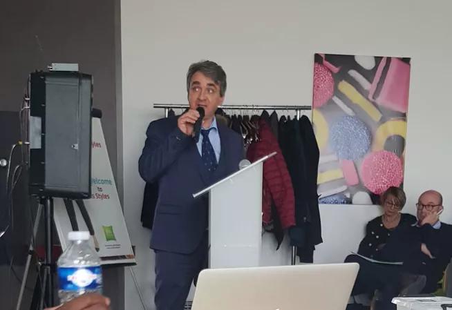 Intervention de PHISP de la DICA lors d’une de la formation Maîtrise du Risque Infectieux organisée par le syndicat des chirurgiens-dentistes de Saône-et-Loire le jeudi 25 janvier 2018